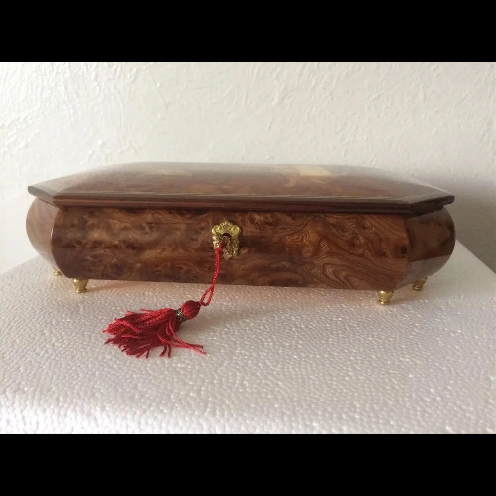 Handcrafted Italian Inlaid Wood Musical Jewelry Box Giglio Fascination Waltz VTG